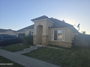 2421 N Baldwin Way, Santa Maria, CA 93458