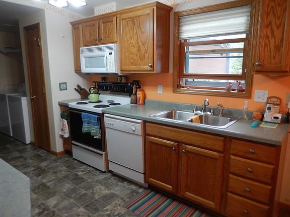 4th image of N5629 Pine River Ct