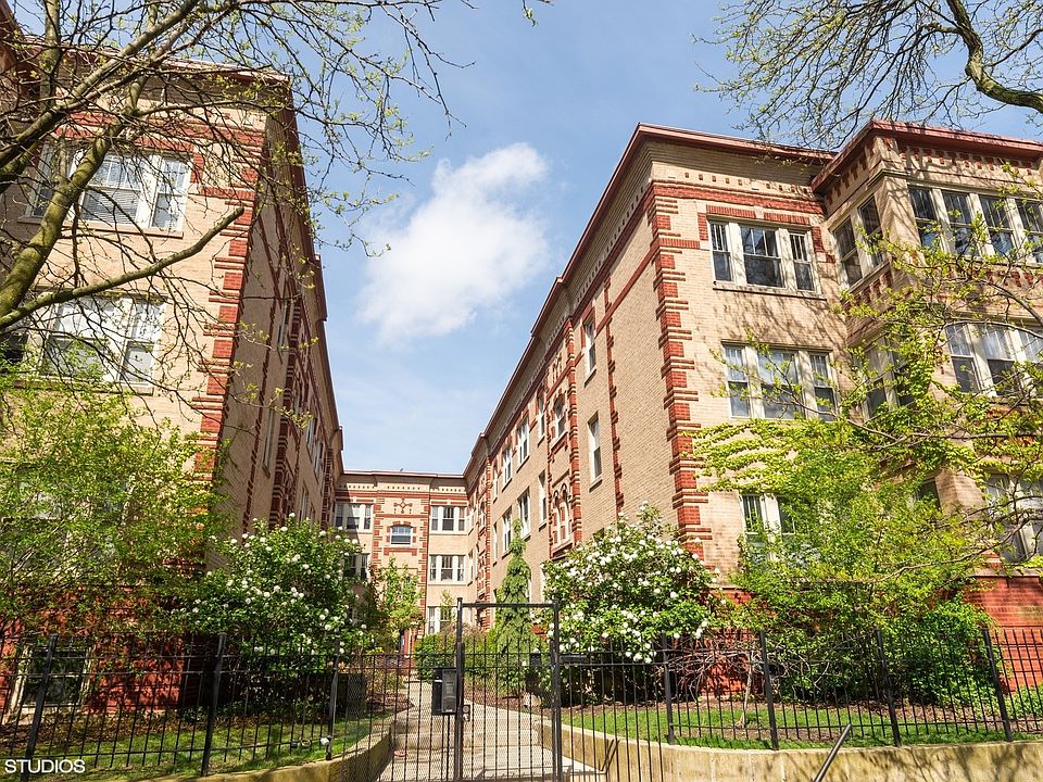 1st image of 5338 N Winthrop Ave APT 1E