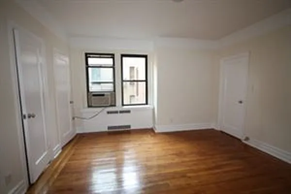 Rented by Douglas Elliman | media 13