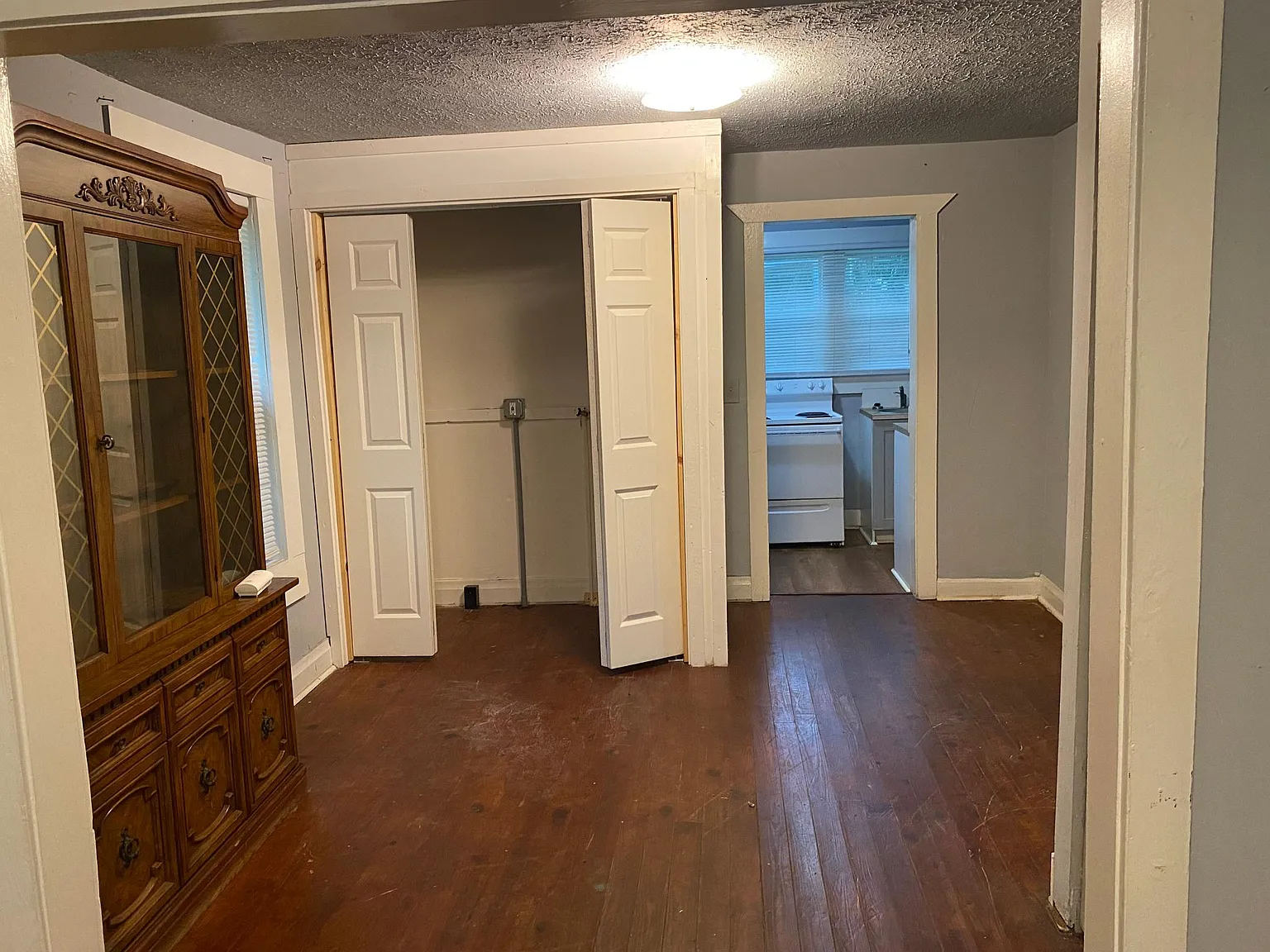 2830 Mars Ave — Photo 3