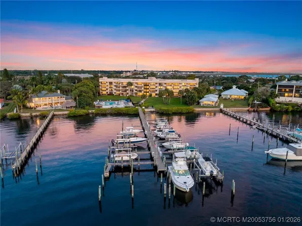 625 NW North River Dr APT 205, Stuart, FL 34994