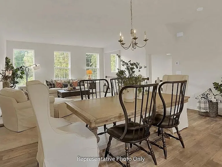 559 Brook Shire Ct — Photo 5