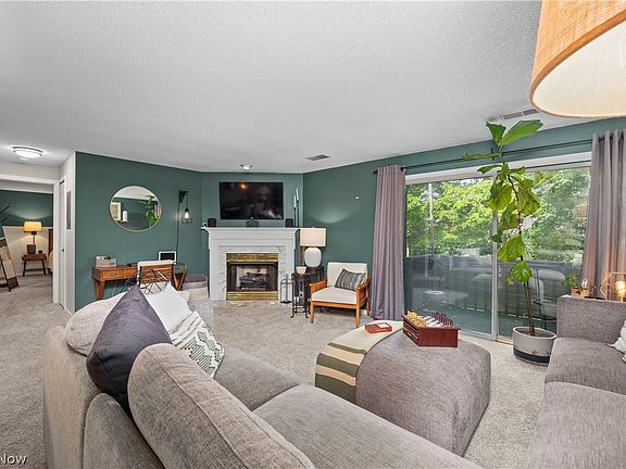 3rd image of 6231 Hidden Creek Dr Unit 232