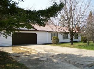 1465 Lasley St, Cheboygan, MI 49721