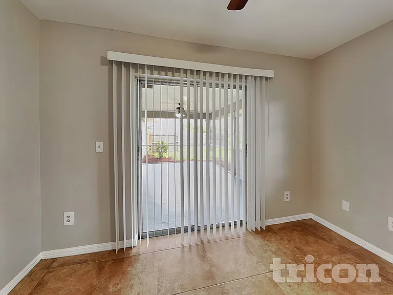 20336 Peachland Blvd — Photo 9