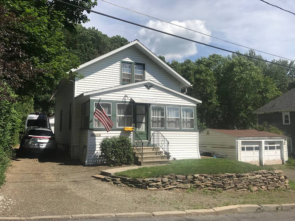 1st image of 16 Telford St