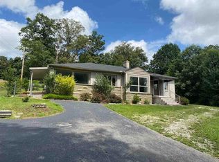 637 Kenwood Dr, Russell, KY 41169