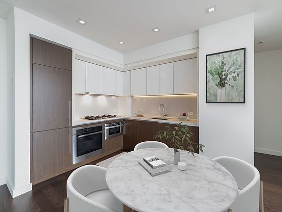 3rd image of 605 W 42nd St #Penthouse 4n