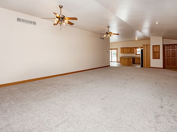 4th image of 7171 NE 27th Ave