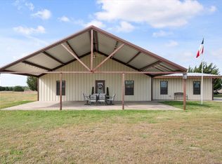671 Robnett Rd, Waxahachie, TX 75165