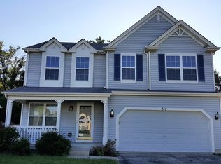 311 Redwing Dr, Woodstock, IL 60098