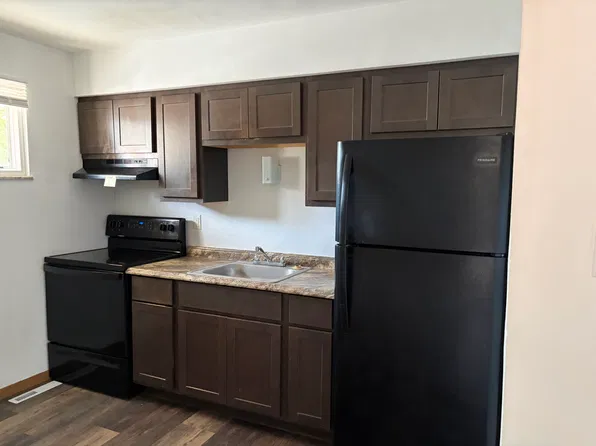 206 N 49th St #206, Belleville, IL 62226