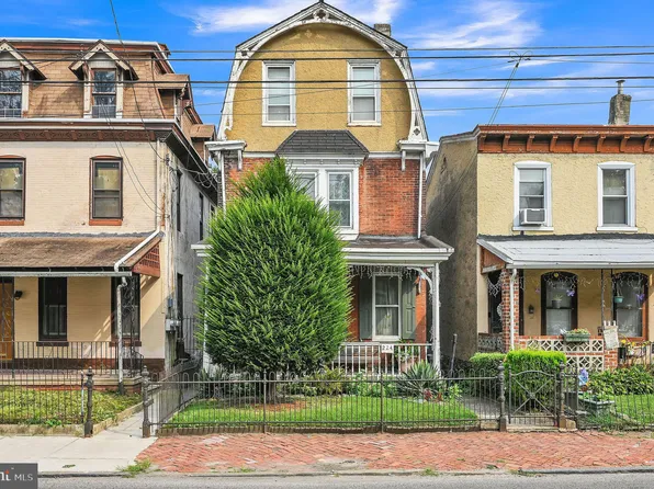 224 E Wister St, Philadelphia, PA 19144