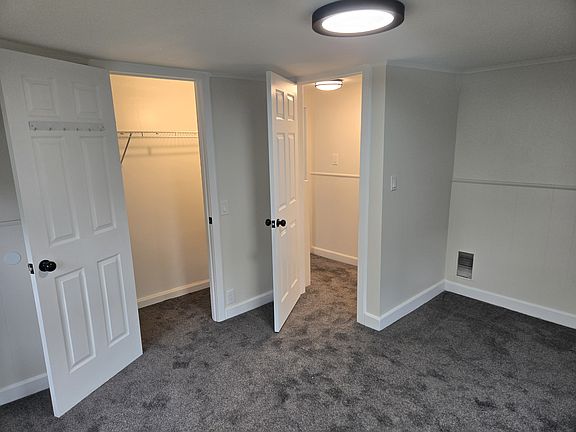 Large Bedroom walk in closet