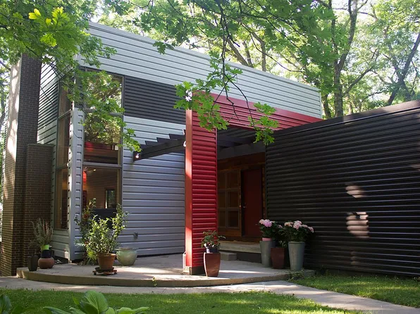 315 Hickory Dr, Ames, IA 50014