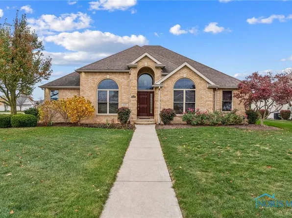 8130 Shawnee Forest Dr, Findlay, OH 45840