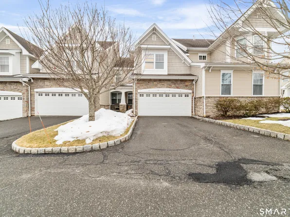 13 Paulding Ter #13, Danbury, CT 06810