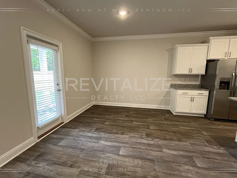 14843 Dayton Cir — Photo 5