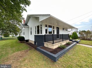 901 S Fairview St, Riverside, NJ 08075