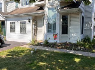 9 Glen Meadow Ct, Quakertown, PA 18951