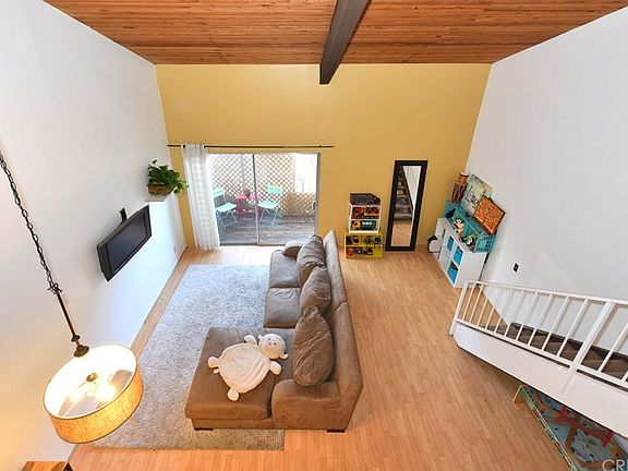 3rd image of 5460 White Oak Ave Unit D306