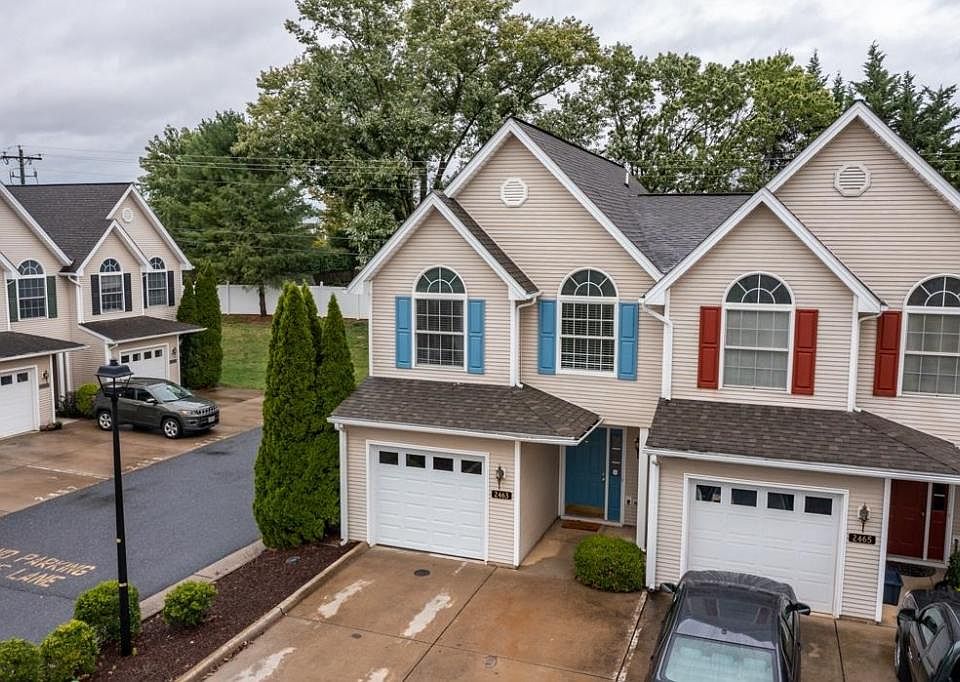 1st image of 2463 Twin Gables Ct