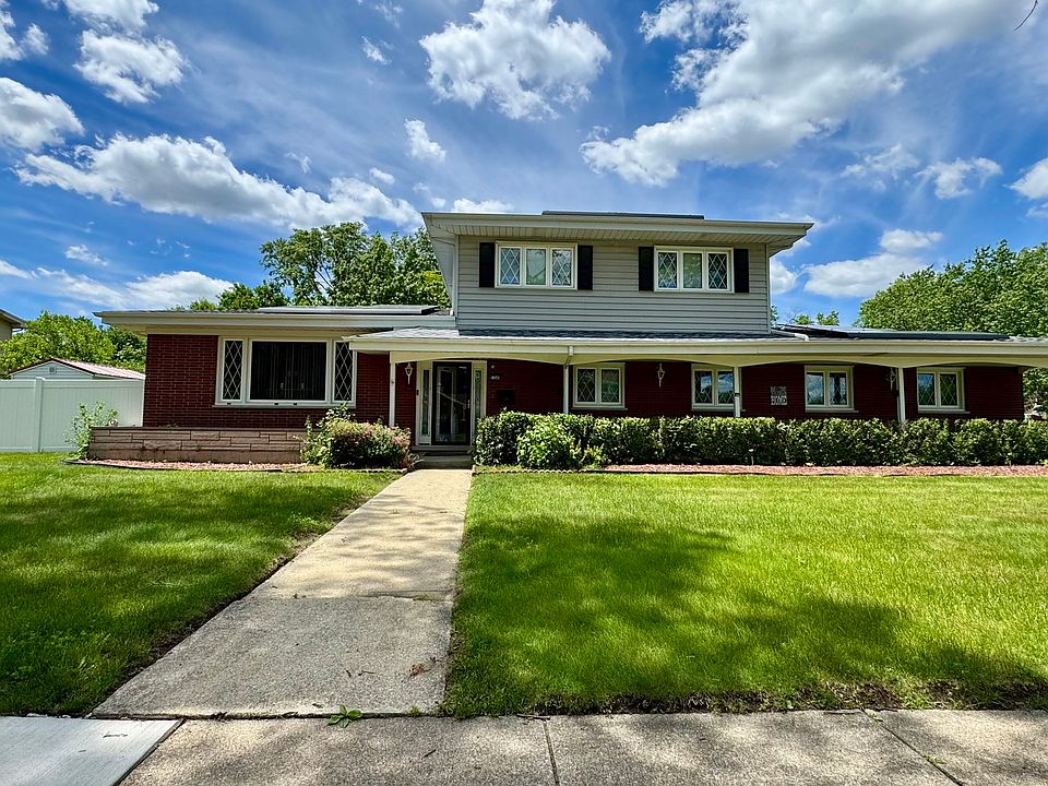 1st image of 1348 Berry Ln