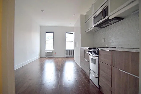 Rented by J Misrahi Realty Corp | media 19