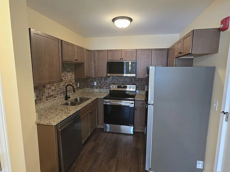 920 N Church St — Photo 18