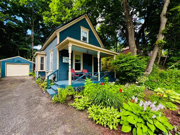 24 Nelson Street, Bangor, ME 04401