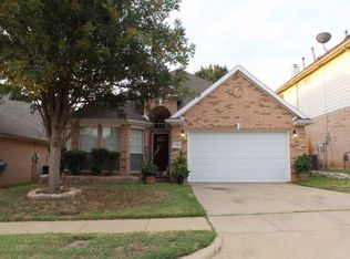 12720 Beech Tree Ln, Euless, TX 76040