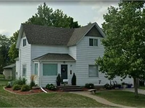 707 Park Ave, Story City, IA 50248