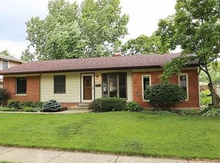 549 Charing Cross Rd, Elk Grove Village, IL 60007