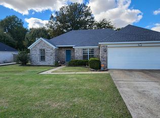 712 Mockingbird Ln, Wynne, AR 72396