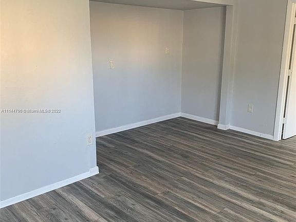 4th image of 238 NW 84th St #238