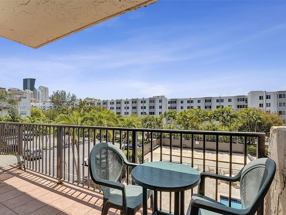 1st image of 250 181st Dr APT 214