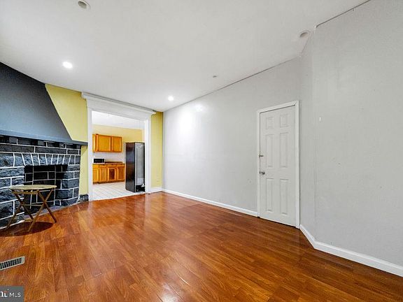 5th image of 5920 Walnut St