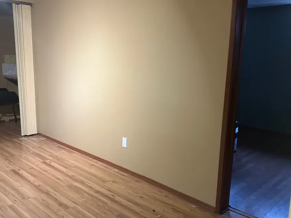 4008 125th St NW, Edmonton, AB T6J 2A3