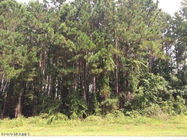 929 Bayshore Dr, Wilmington, NC 28411