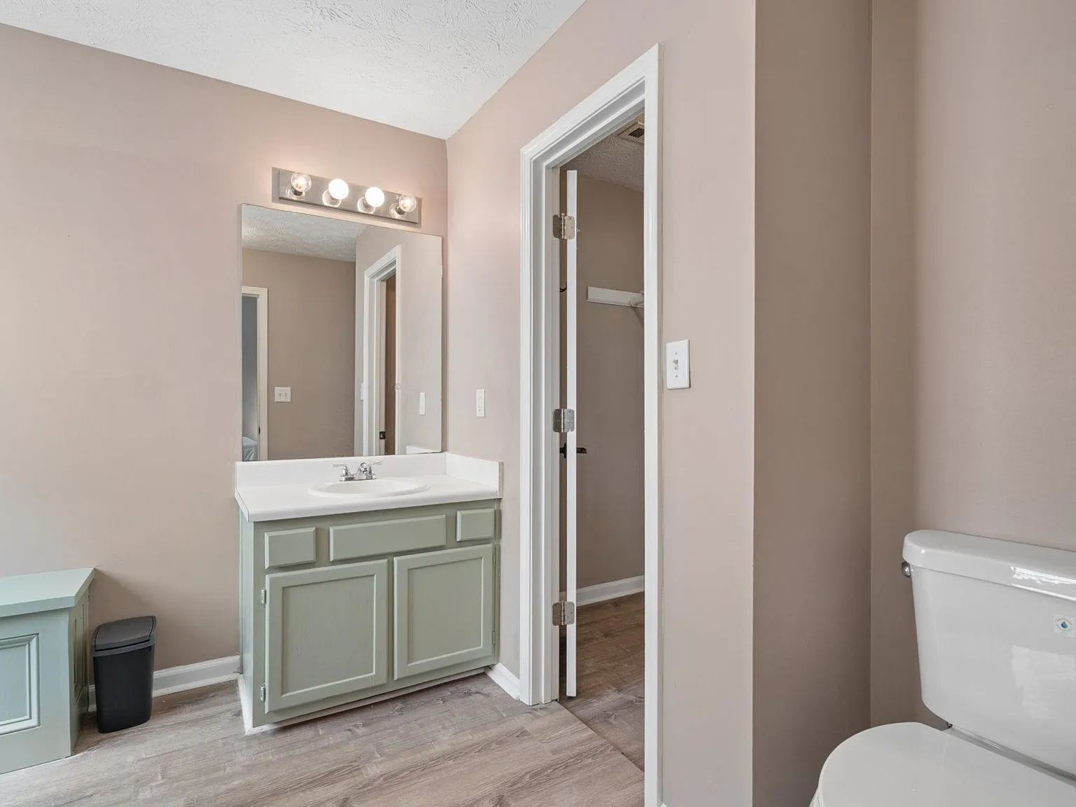 4 bed, 3.0 bath, 1730 sqft, $1,161 — Photo 3