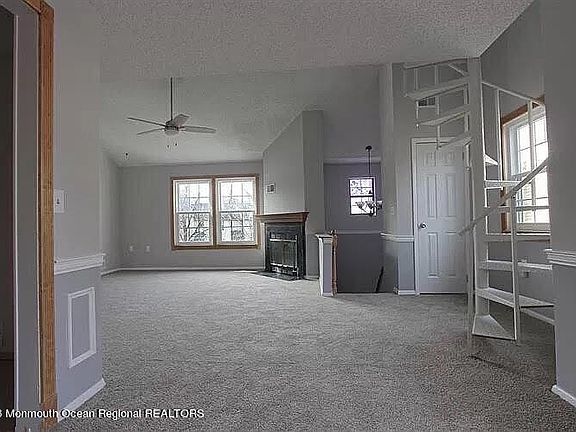 5th image of 1507 Dahlia Court