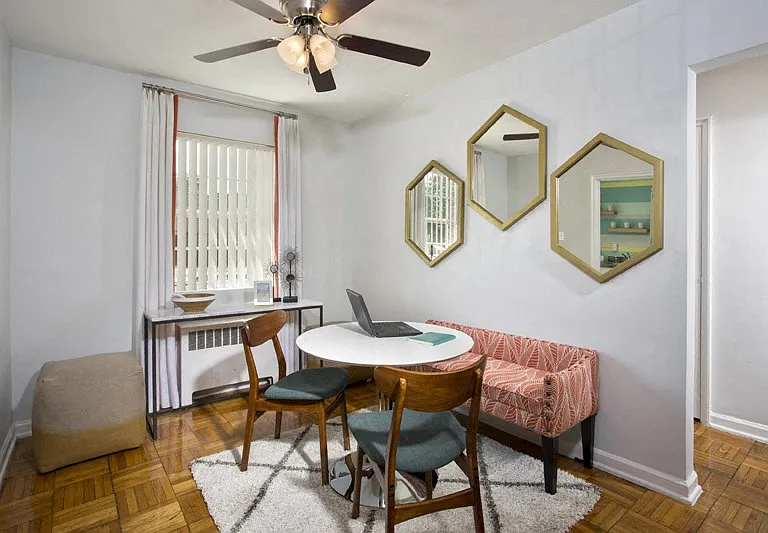 Queenstown Apartments — Photo 18