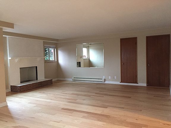 living room, fireplace is only decorative