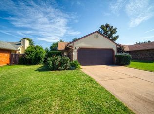 517 W 7th St, Edmond, OK 73003