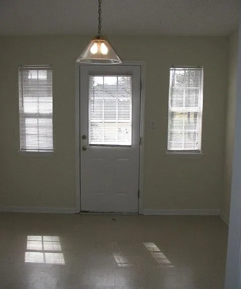 104 Benin Ct #B — Photo 7