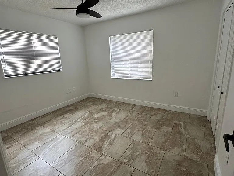 531 Wigman Dr — Photo 11