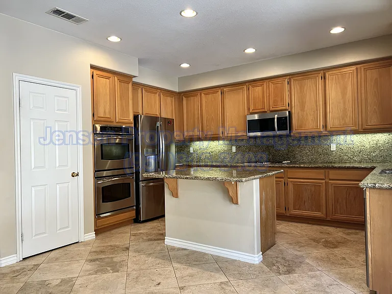 27767 Post Oak Pl — Photo 8