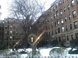 124 Riverway #13, Boston, MA 02215