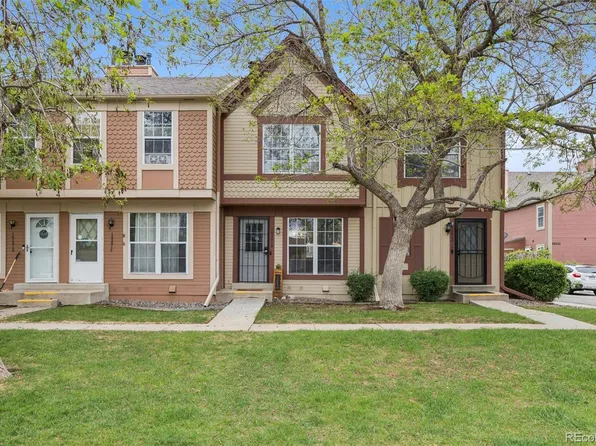 14201 E Hawaii Circle #B, Aurora, CO 80012